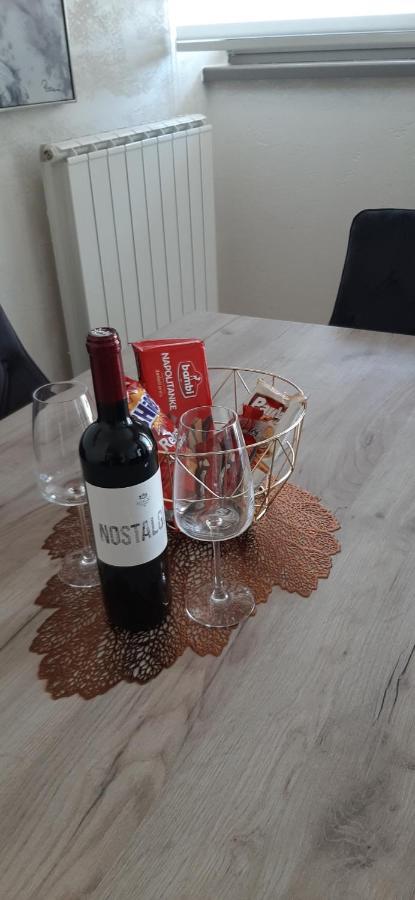 Gigi Apartment Belgrade Luaran gambar